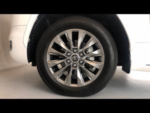 Toyota Land Cruiser 300 3.3D ZX - Image 18