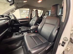 Toyota Hilux 2.4GD-6 double cab 4x4 SR - Image 7