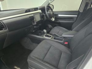 Toyota Hilux 2.8GD-6 double cab Raider auto - Image 7