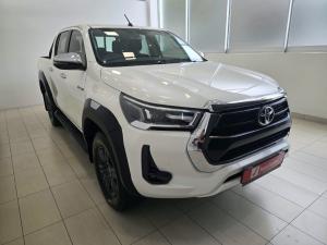 Toyota Hilux 2.8GD-6 double cab Raider auto - Image 1