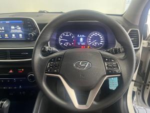 Hyundai Tucson 2.0 Premium auto - Image 8