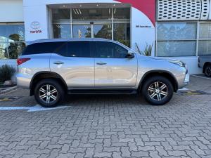 Toyota Fortuner 2.4GD-6 4x4 - Image 3
