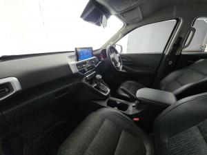 Peugeot Landtrek 1.9D AllureD/C automatic - Image 8