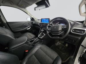 Peugeot Landtrek 1.9D AllureD/C automatic - Image 9