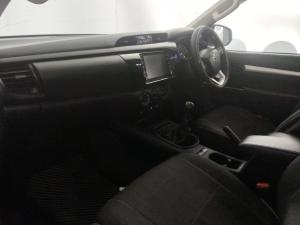 Toyota Hilux 2.4 GD-6 RB SRXE/CAB - Image 8