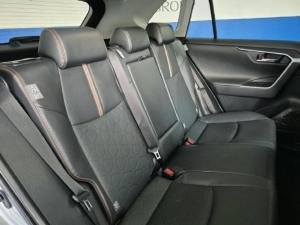 Toyota RAV4 2.5 Hybrid GX-R E-Four - Image 11
