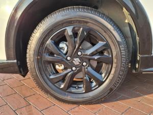 Suzuki Swift 1.2 GLX manual - Image 11