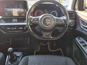 Suzuki Swift 1.2 GLX manual - Image 6