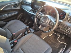 Suzuki Swift 1.2 GLX manual - Image 8