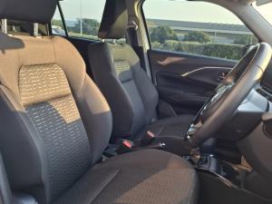 Suzuki Swift 1.2 GLX manual - Image 9