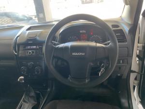 Isuzu D-Max Gen 6 250C single cab Fleetside - Image 6