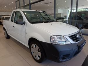 Nissan NP200 1.6i safety pack (aircon) - Image 10