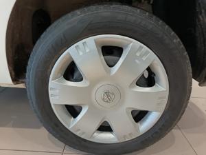 Nissan NP200 1.6i safety pack (aircon) - Image 8