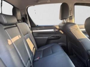 Toyota Hilux 2.8GD-6 double cab 4x4 Raider auto - Image 11
