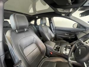 Jaguar E-Pace P250 AWD R-Dynamic HSE - Image 12
