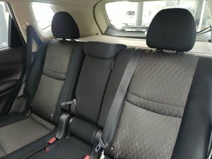 Nissan X-Trail 2.5 4x4 Acenta Tech - Image 20