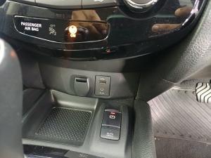 Nissan X-Trail 2.5 4x4 Acenta Tech - Image 21