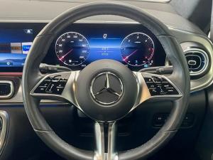 Mercedes-Benz V-Class V300d Exclusive - Image 12