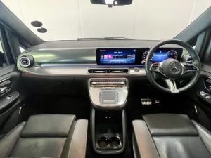 Mercedes-Benz V-Class V300d Exclusive - Image 13