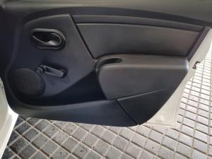 Nissan NP200 1.6i safety pack (aircon) - Image 12