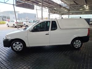 Nissan NP200 1.6i safety pack (aircon) - Image 4