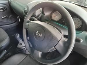 Nissan NP200 1.6i safety pack (aircon) - Image 17