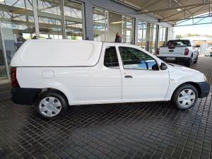 Nissan NP200 1.6i safety pack (aircon) - Image 8