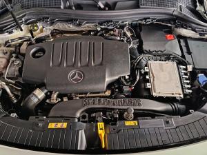 Mercedes-Benz GLA GLA200 Progressive - Image 10
