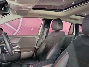Mercedes-Benz GLA GLA200 Progressive - Image 14