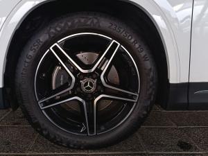 Mercedes-Benz GLA GLA200 Progressive - Image 3