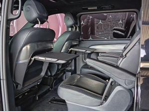Mercedes-Benz V-Class V300d Exclusive - Image 14