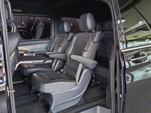 Mercedes-Benz V-Class V300d Exclusive - Image 15