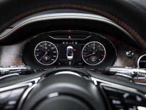 Bentley Flying Spur V8 Azure - Image 18