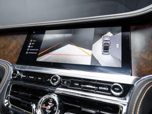 Bentley Flying Spur V8 Azure - Image 22