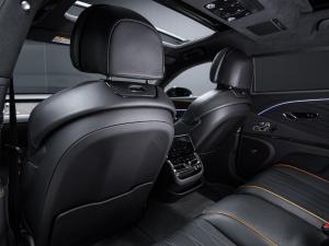 Bentley Flying Spur V8 Azure - Image 29