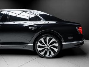 Bentley Flying Spur V8 Azure - Image 4