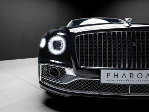 Bentley Flying Spur V8 Azure - Image 8