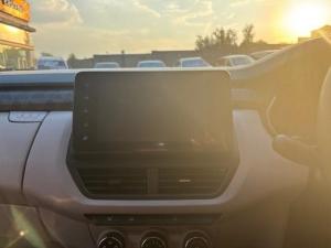 Renault Triber 1.0 Iconic auto - Image 14
