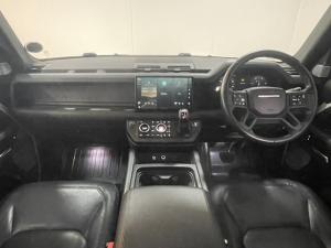 Land Rover Defender 130 D300 X-Dynamic HSE - Image 8