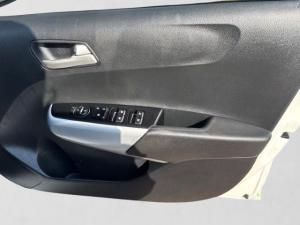Kia Picanto 1.0 Street - Image 10