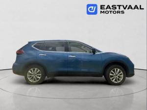 Nissan X-Trail 2.0 Visia - Image 8