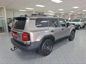 Toyota Land Cruiser Prado 2.8GD VX-R - Image 2