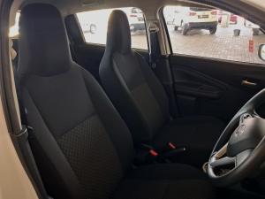 Toyota Vitz 1.0 XR auto - Image 14