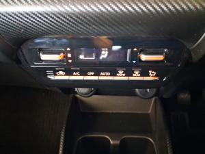 Toyota Starlet Cross 1.5 XS manual - Image 14