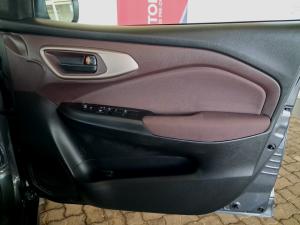 Toyota Starlet Cross 1.5 XS manual - Image 19