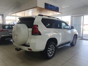 Toyota Land Cruiser Prado 3.0DT VX - Image 2