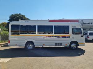 Toyota Coaster 4.0D 23 Seater B/S - Image 3