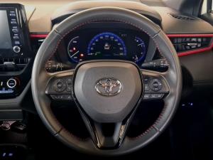 Toyota Corolla Cross 1.8 Hybrid GR-Sport - Image 8