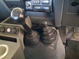 Toyota Land Cruiser 79 4.5D-4D V8 double cab LX - Image 10