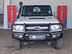 Toyota Land Cruiser 79 4.5D-4D V8 double cab LX - Image 4